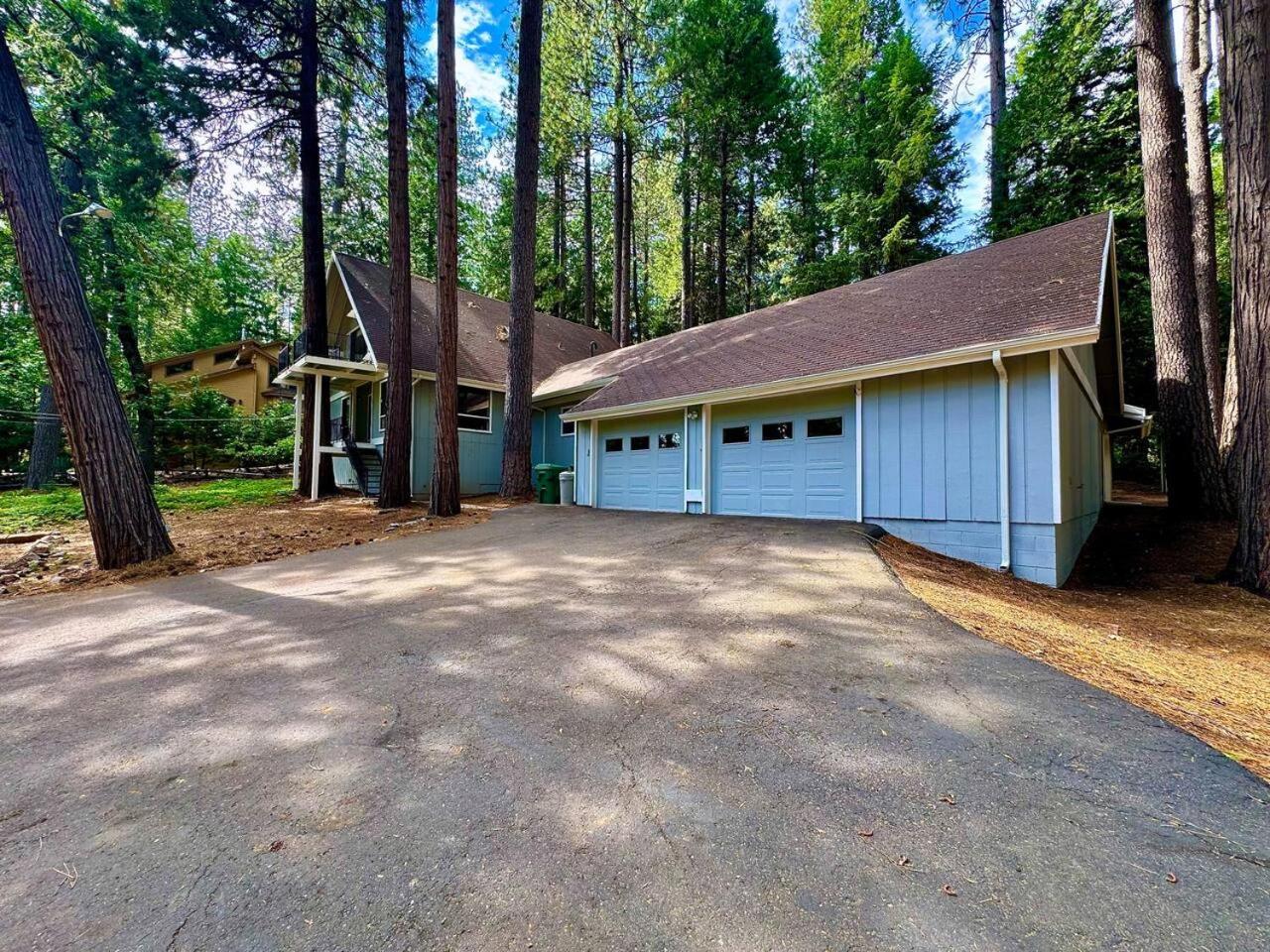 Cabin In The Trees-Game Room Pollock Pines エクステリア 写真